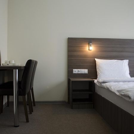 Hotel M9 Tbilisi ภายนอก รูปภาพ