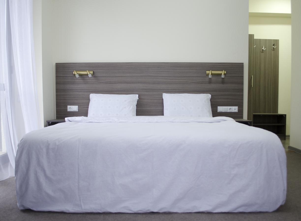 Hotel M9 Tbilisi ภายนอก รูปภาพ
