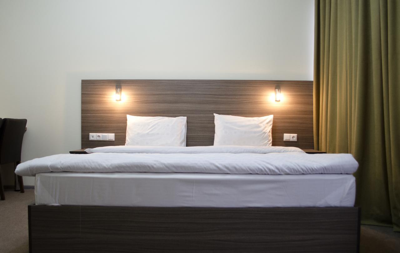 Hotel M9 Tbilisi ภายนอก รูปภาพ