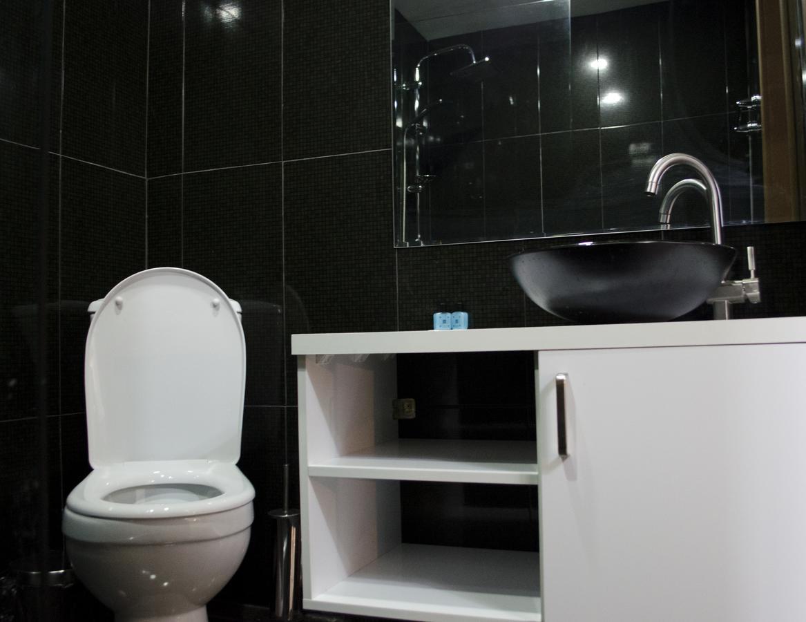 Hotel M9 Tbilisi ภายนอก รูปภาพ